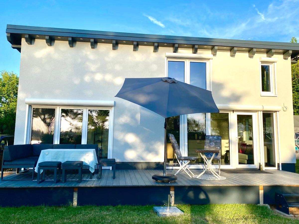 House Of Happiness Mit Seeblick Hungen Zewnętrze zdjęcie