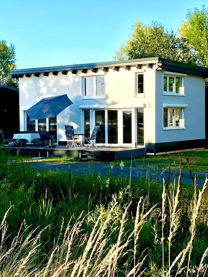 House Of Happiness Mit Seeblick Hungen Zewnętrze zdjęcie